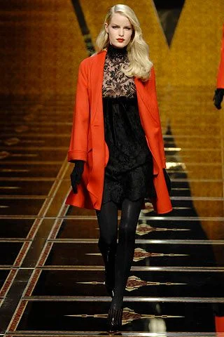 Look 24